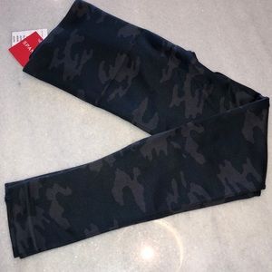 Spanx look at me now black camo leggings